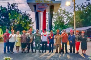 Bupati Morut Resmikan Tugu Ronta, Ikon Baru Bernuansa Merah Putih dan Motif Adat